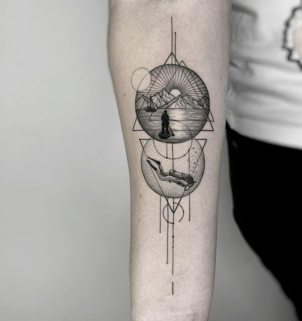 Tatuaje Geométrico De Paisaje