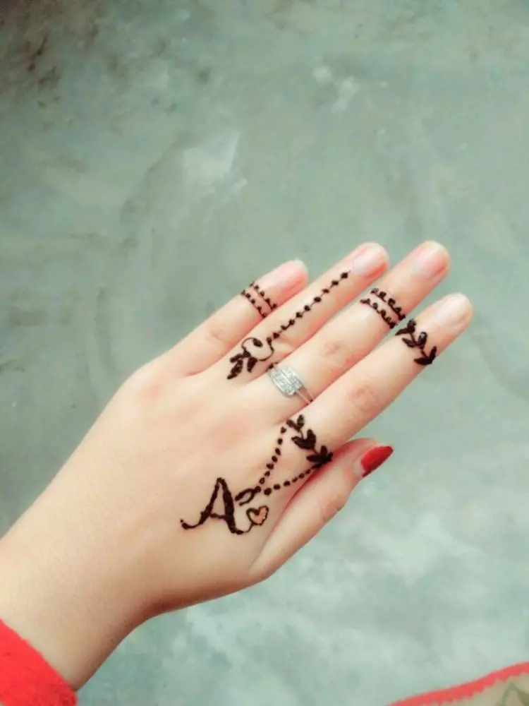 alphabet-mehndi