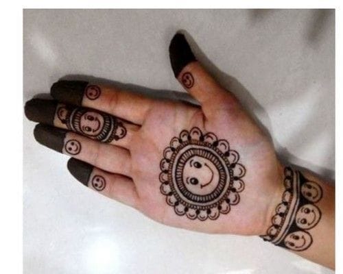 simple-smiley-kids-mehndi