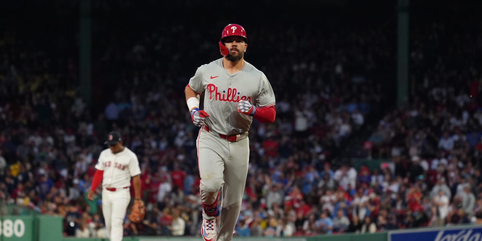 Kyle Schwarber hits two home runs in Phillies' win vs. Red Sox