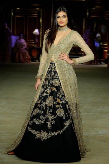 black and gold lehenga kurta design