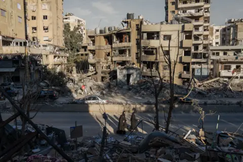 BBC A main commercial street in southern Beirut, much of which has been destroyed by Israeli air strikes.